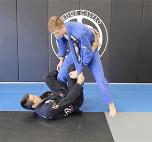 Keenan stopping the lapel guard grip from standing 