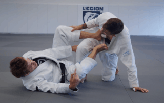 How To Play Guard With Just The Lapel - lesson featured image